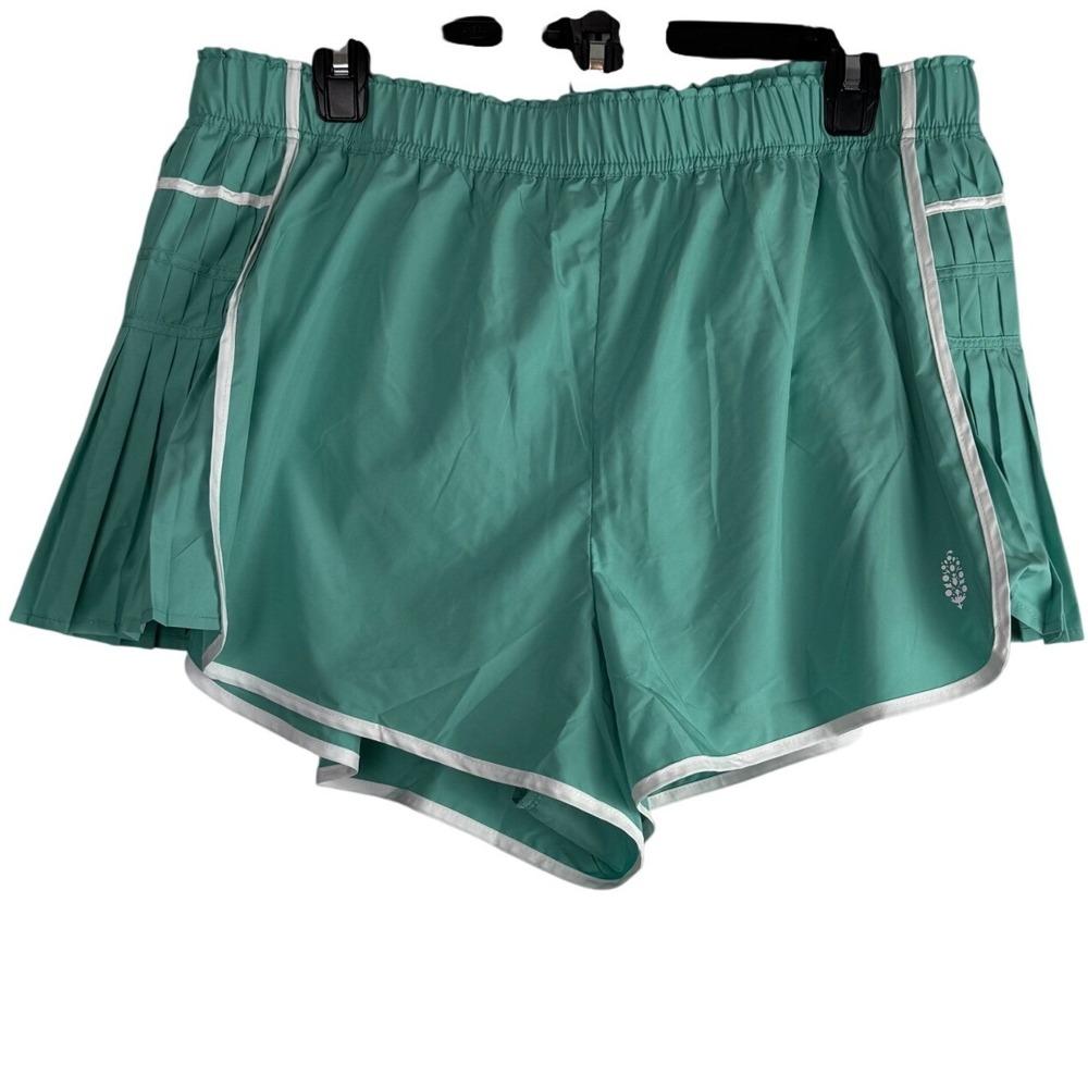 FP Movement Free People Pleats & Thank You Teal White Lined Active Shorts Pleats